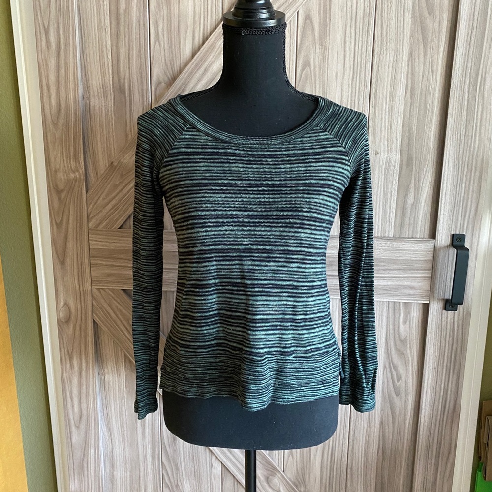 Spendid green and black striped top
